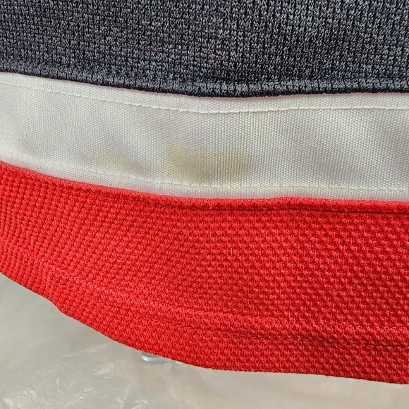 Reebok Licensed NHL New Jersey Devils Home Hockey Jersey Blank Size Large Red - Picture 14 of 16